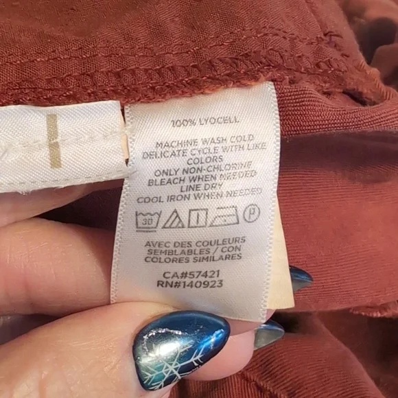 Loft Pull On Paperbag Style Casual Shorts - Picture 9 of 10